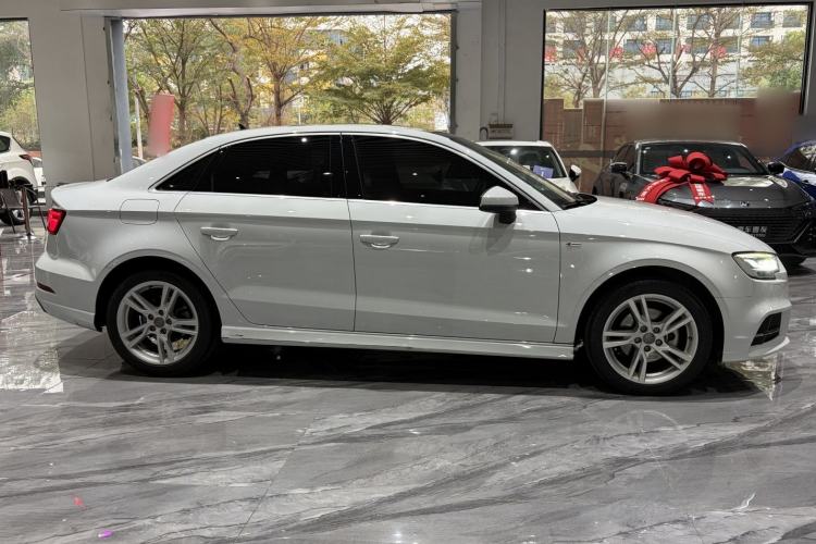 Used Audi A3 2020 Limousine 35 TFSI Fashion Edition China VI Emission Standard
