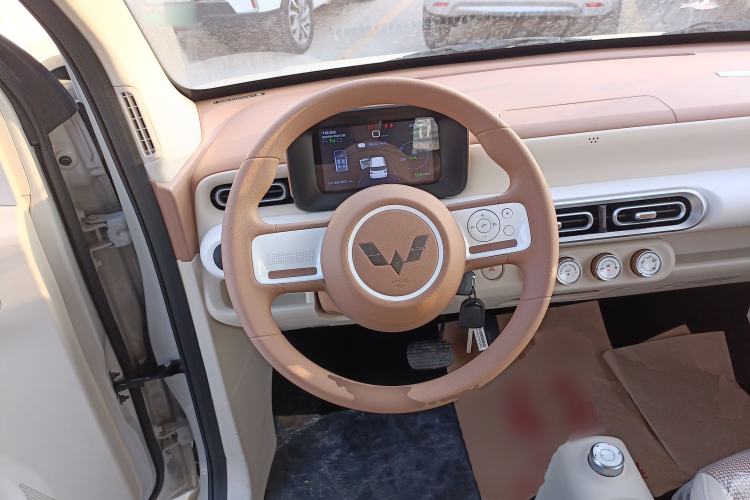 TDK.VehicleDetails.img