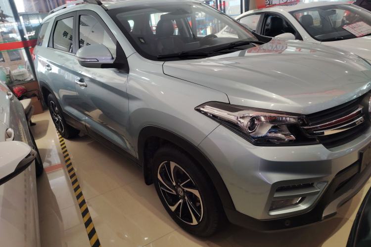 Used Dongfeng Fengon S560 2018 1.8L CVT Urban Model 5 Seats