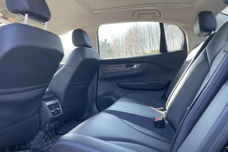 Used Hongqi E-QM5 2022 431 km Charge & Enjoy Edition
