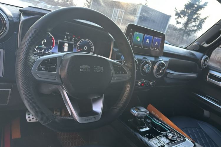 Used  BJ40 2023 2.0D Automatic Four-Wheel Drive Blade Hero Edition Pioneer Type
