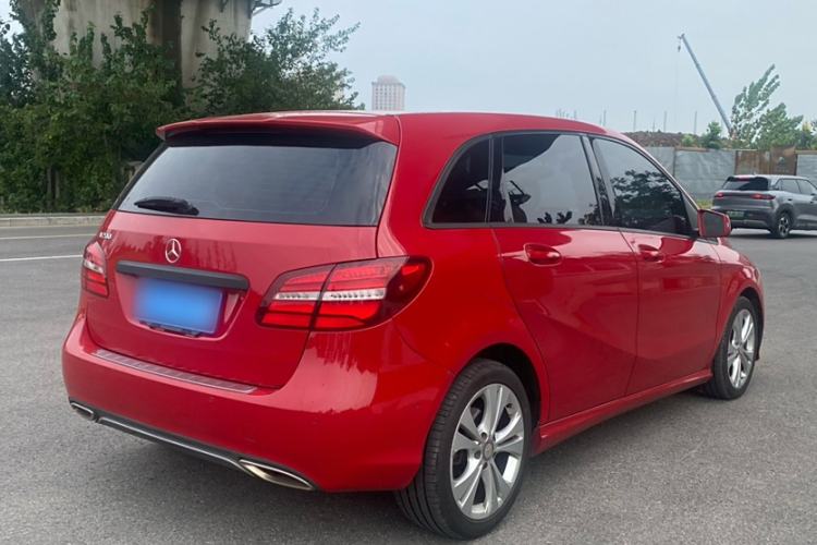 Used Mercedes-Benz B-Class 2015 B 200 Fashion Model
