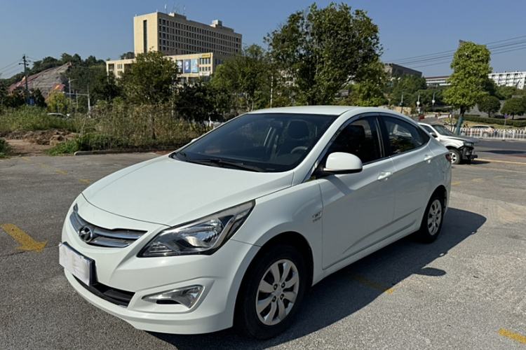 Used Hyundai Verna 2014 1.4L Manual Smart GLS Trim