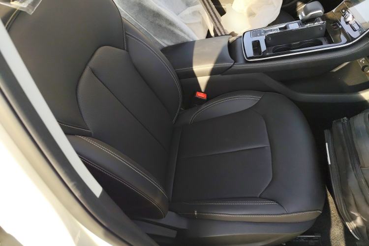 Used Roewe i6 MAX New Energy 2023 EV 420 Skyroof Special Edition
