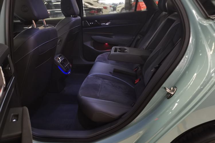 Used Volkswagen Passat 2025 Pro 380TSI Starry Dragon Edition