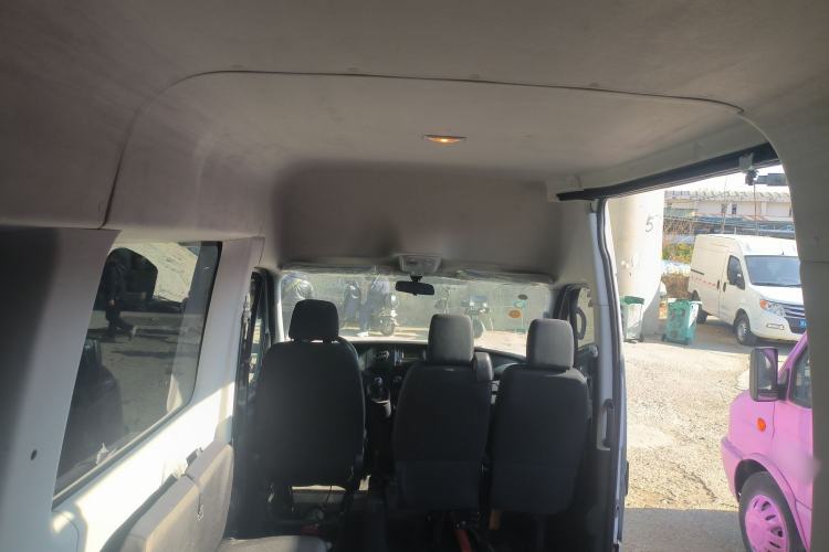 Used Iveco Eurocargo 2021 2.0T Manual Super Rui Long Wheelbase Short Overhang High Roof Side-Sliding Door F1A
