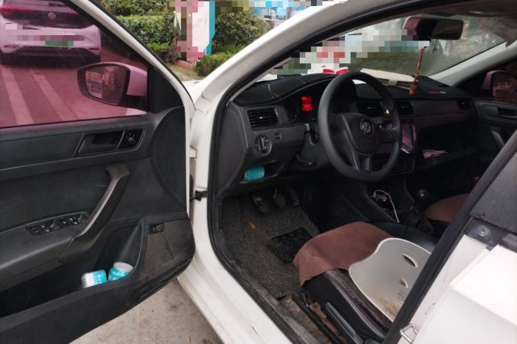 Used Volkswagen Santana 2016 1.6L Manual Fashion Edition