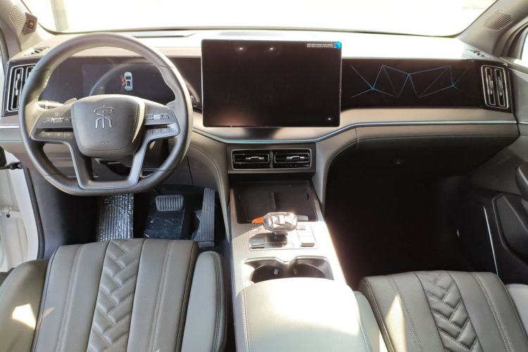 Used BYD Song L DM-i 2025 Intelligent Driving Version 160 km Beyond-Range Type
