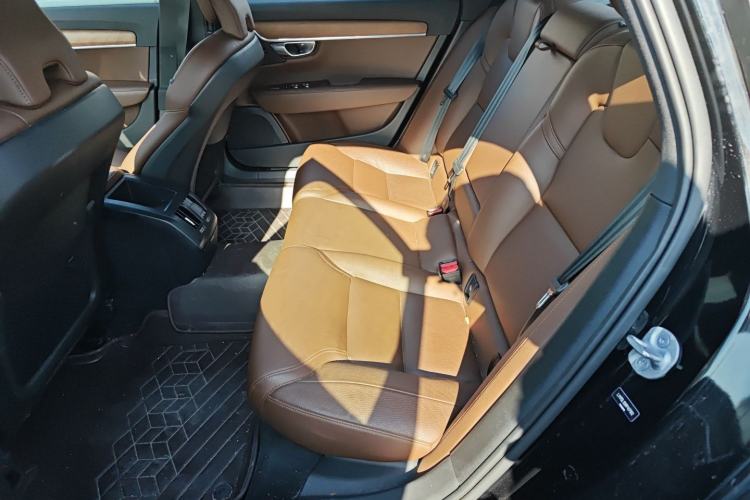 Used Volvo S90 2024 B5 Zhiyi Luxury Edition