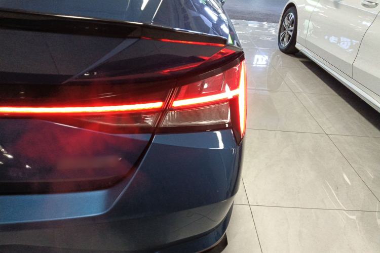 Used Hyundai Elantra 2021 240TGDi DCT LUX Prestige Edition