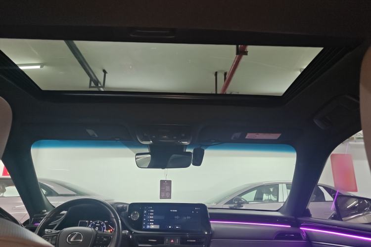 Used Lexus ES 2022 200 Excellence Edition
