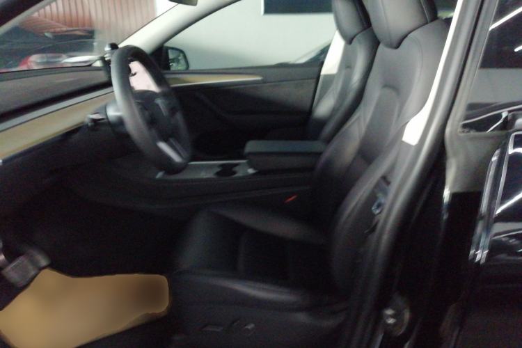 Used Tesla Model Y 2022 Rear-Wheel-Drive Version
