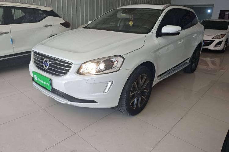 Used Volvo XC60 2017 T5 AWD Smart Upgrade Edition

