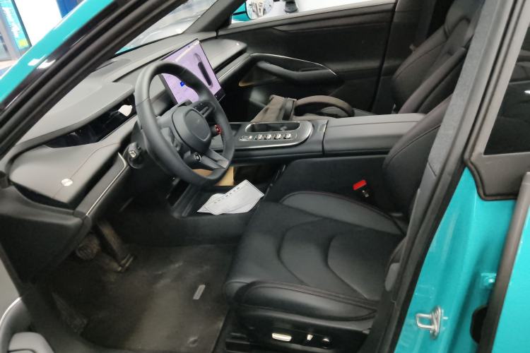 Used  SU7 2024 Rear-Drive Ultra-Long Range Advanced Pro-Level Intelligent Driving Version