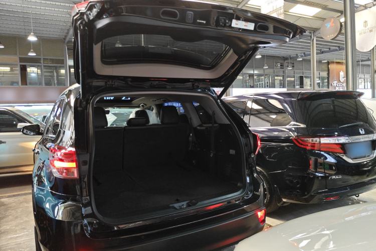 Used Toyota Highlander 2018 2.0T Four-Wheel Drive Prestige Version 7 Seats China VI Standard