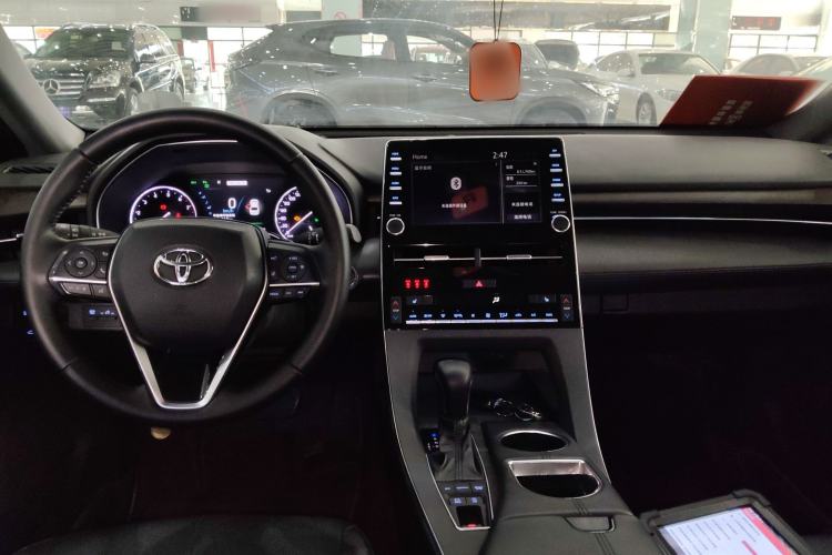 Used Toyota Avalon 2019 2.5L Touring Premium Version China VI Standard
