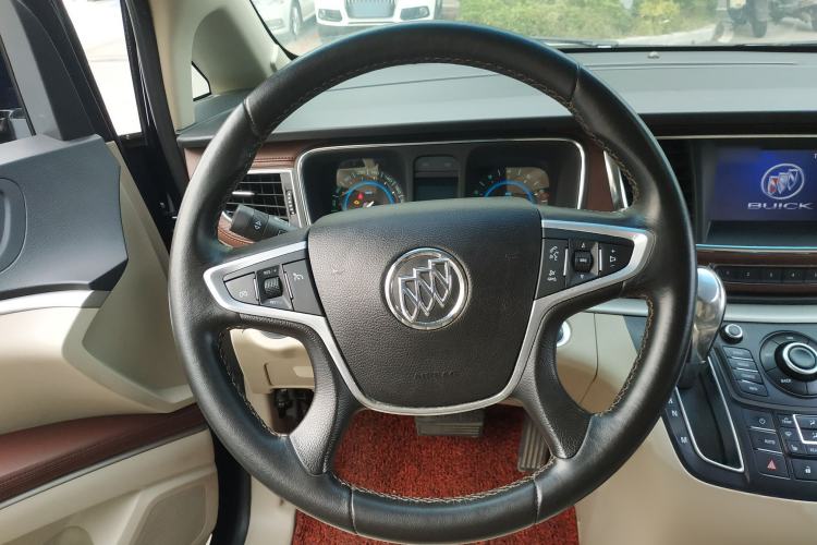 Used Buick GL8 2014 3.0L GT Luxury Business Haoya Edition
