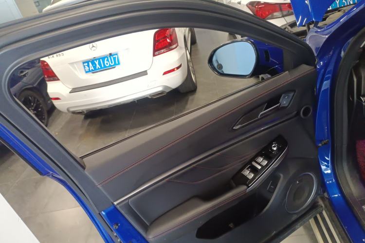 Used Wey VV5 2017 2.0T Ultra-Luxury Version
