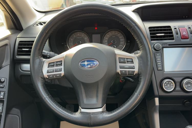 Used Subaru Forester 2014 2.0i Automatic Luxury Edition
