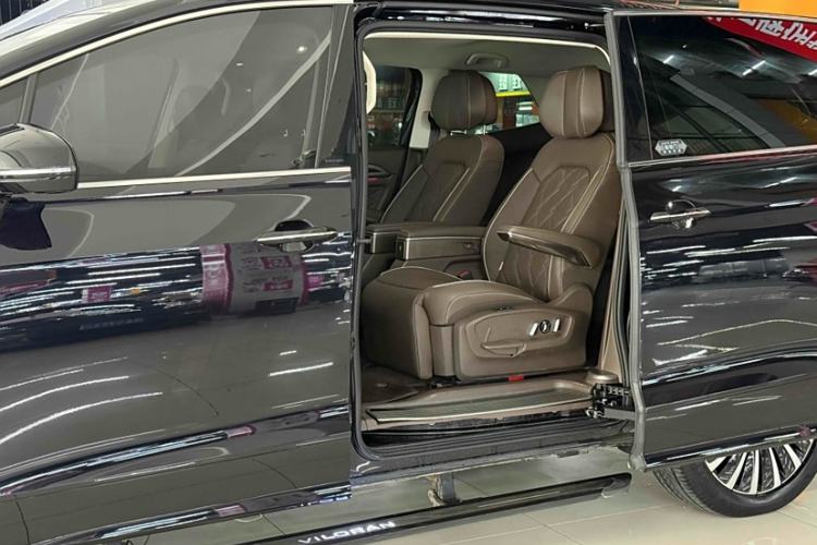 Used Volkswagen Viloran 2020 380TSI Prestige Edition
