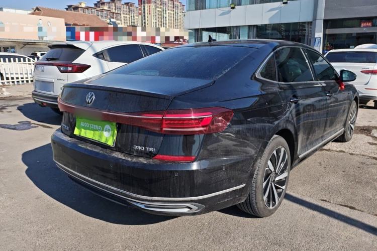 Used Volkswagen Passat 2022 330TSI Starry Luxury Edition – Exclusive Special Edition