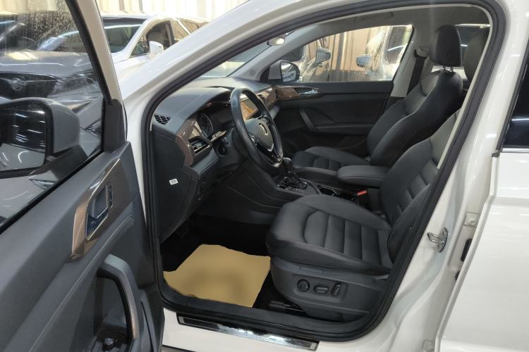 Used Volkswagen Tharu 2020 280TSI Two-Wheel Drive Luxury Plus Version China VI Standard