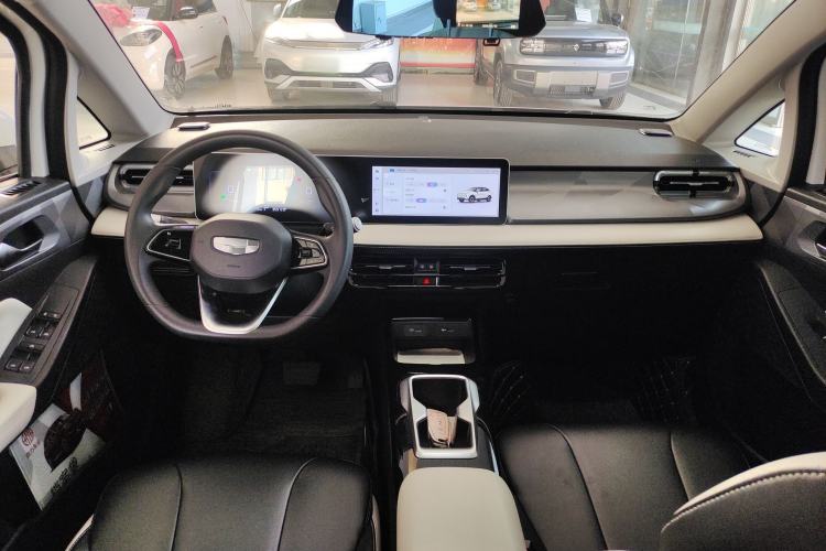 Used Geometry E Firefly 2024 301km Starlight
