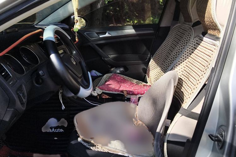 Used Volkswagen Golf 2014 1.6L Automatic Fashion Model
