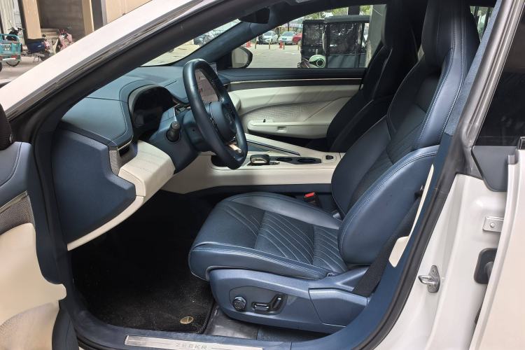 Used Zeekr 001 2024 WE Edition 100 kWh Rear-Drive
