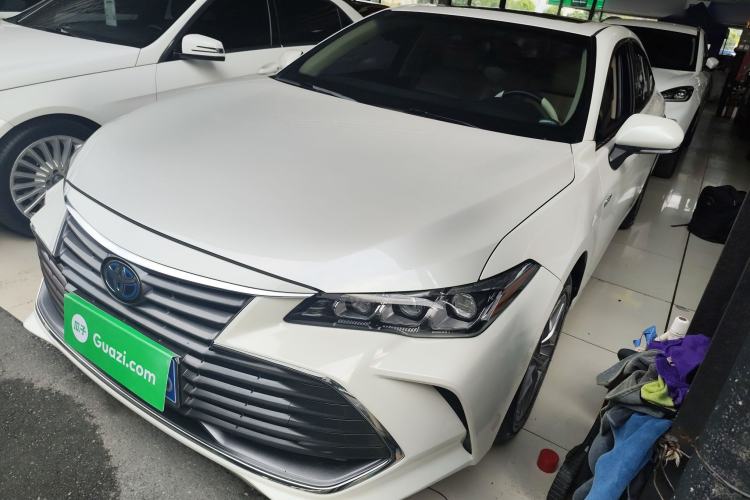 Used Toyota Avalon 2019 Dual-Engine 2.5L Luxury Edition China VI Standard
