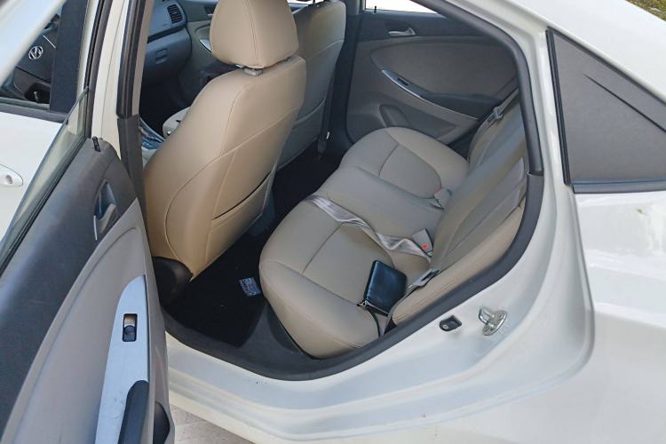 Used Hyundai Verna 2014 1.4L Automatic Smart GLS