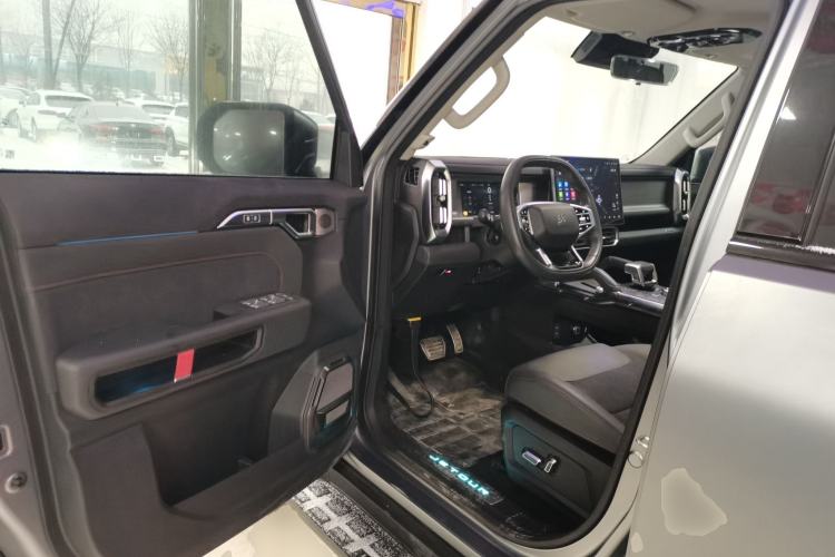 Used JETOUR Traveler 2023 2.0T All-Wheel-Drive CrossPRO