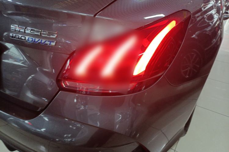 Used MG 5 2023 180 DVVT CVT Fashion Edition
