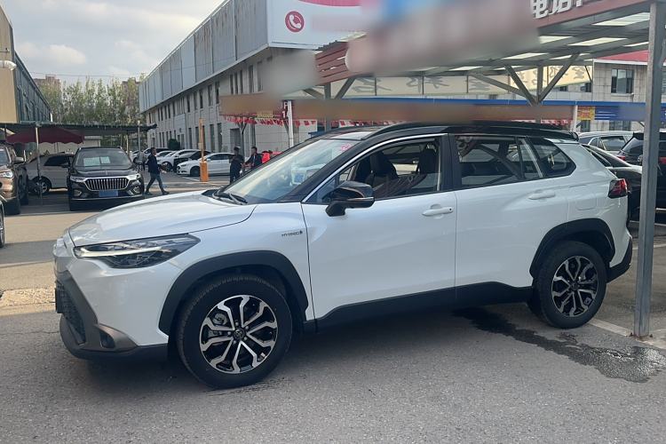 Used Toyota FRONTLANDER 2023 2.0L Smart Electric Hybrid Dual-Engine Deluxe Version
