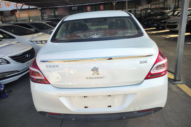 Used Peugeot 308 2014 Enjoy Edition Classic 1.6L Automatic Premium Model
