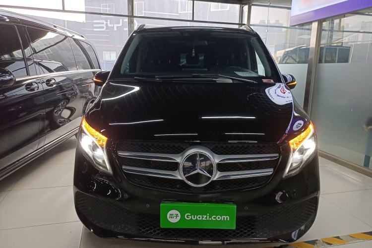 Used Mercedes-Benz V-Class 2021 V 260 Avantgarde Edition
