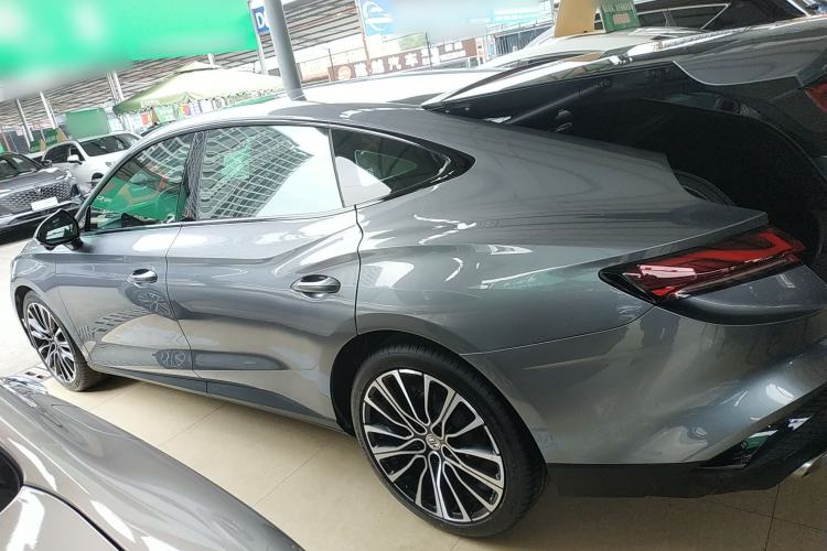 Used MG 7 2023 1.5T DCT Elegant & Graceful Edition
