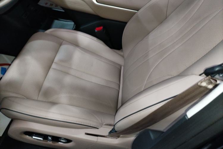 Used XPeng X9 2025 740 Ultra-Long Range Max