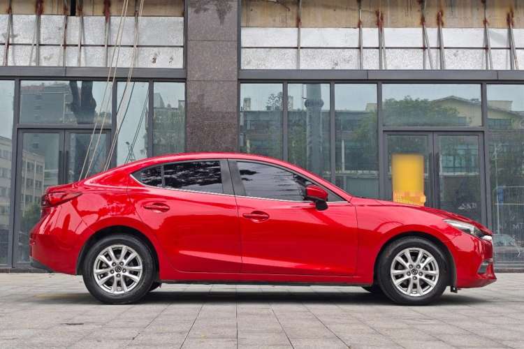Used Mazda Mazda 3 Axela 2017 Sedan 1.5L Automatic Comfort Model China VI Standard