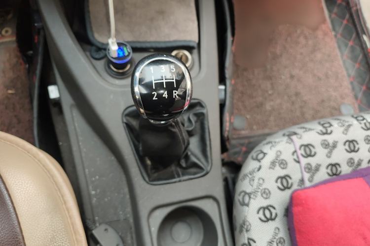 Used Wuling Hongguang 2015 1.5L S Basic Version China V Standard
