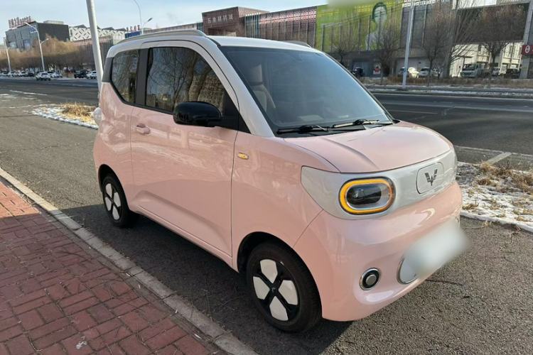 Used Wuling Hongguang MINIEV 2024 3rd Generation 215km Advanced Version

