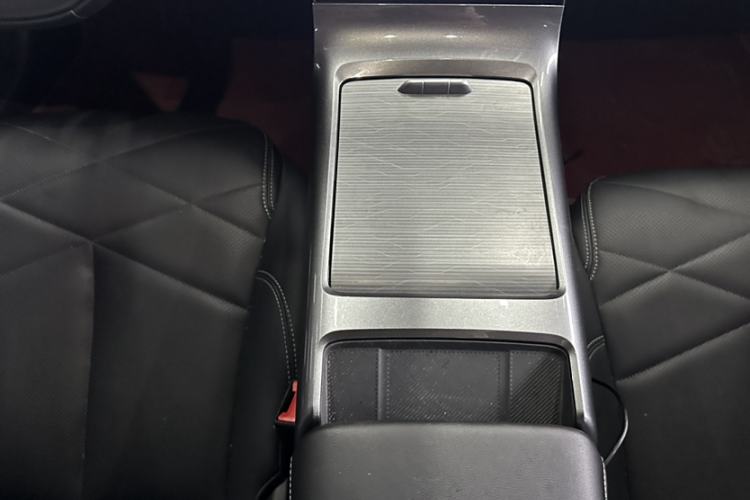 Used  L6 2024 125km PLUS Dragon Edition
