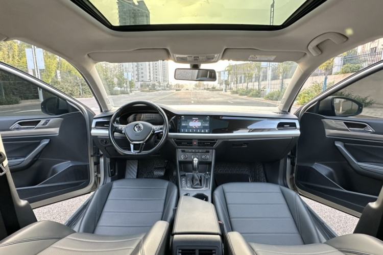 Used Volkswagen Lavida 2022 1.5L Automatic Comfort Edition
