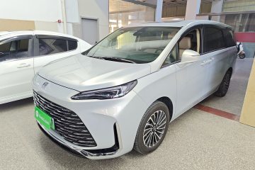 Used Buick GL8 New Energy 2025 Lu Shang Luxury Edition 7-Seater