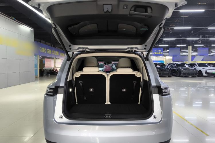 Used Leapmotor C16 2024 Range-Extended 200 Luxury Edition
