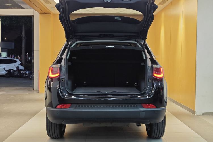 Used  Compass 2017 200T Automatic Comfort Edition
