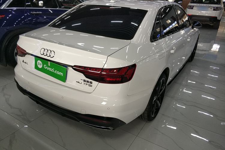 Used Audi A4L 2025 2 Million Units Enjoyment Version 40 TFSI Luxury Dynamic Edition
