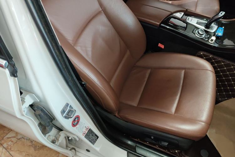 Used BMW 5 Series 2014 525Li Leading Model