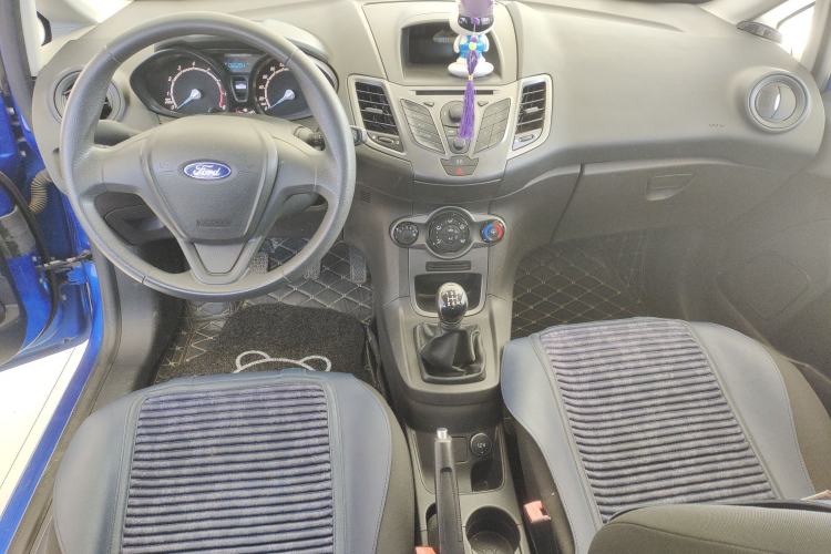Used Ford Fiesta 2013 Hatchback 1.5L Manual Fashion Edition
