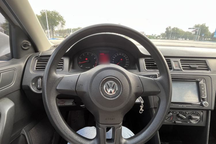 Used Volkswagen Santana 2013 1.4L Manual Fashion Edition